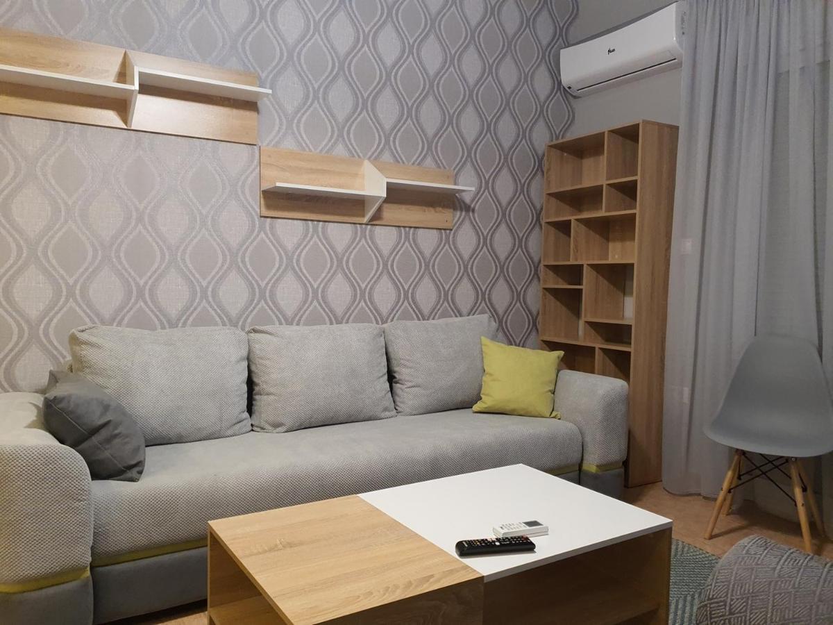 Theos Apartment 亚历山德鲁波利斯 外观 照片