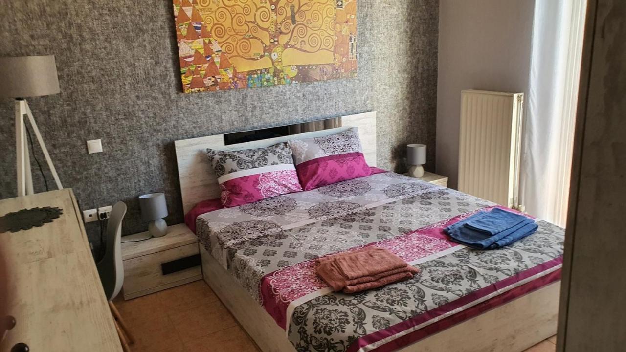 Theos Apartment 亚历山德鲁波利斯 外观 照片