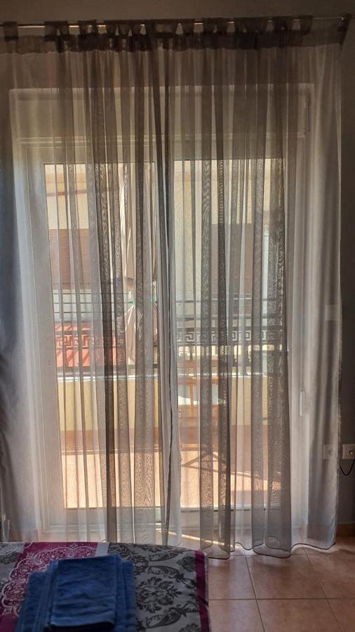 Theos Apartment 亚历山德鲁波利斯 外观 照片
