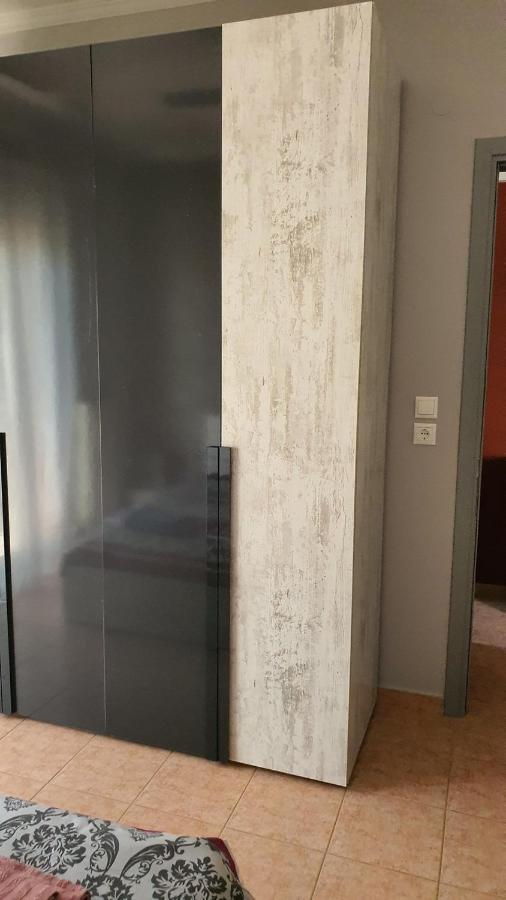 Theos Apartment 亚历山德鲁波利斯 外观 照片