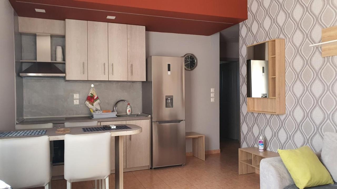 Theos Apartment 亚历山德鲁波利斯 外观 照片