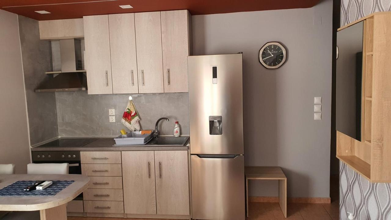Theos Apartment 亚历山德鲁波利斯 外观 照片